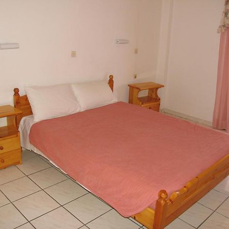 Loula Apartments Sidari  Exterior photo